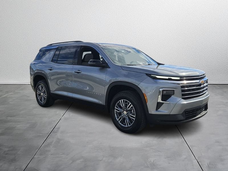 2026 Chevrolet Traverse LT's photo