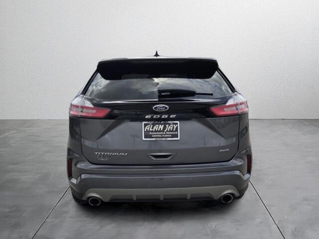 Used 2022 Ford Edge Titanium SUV