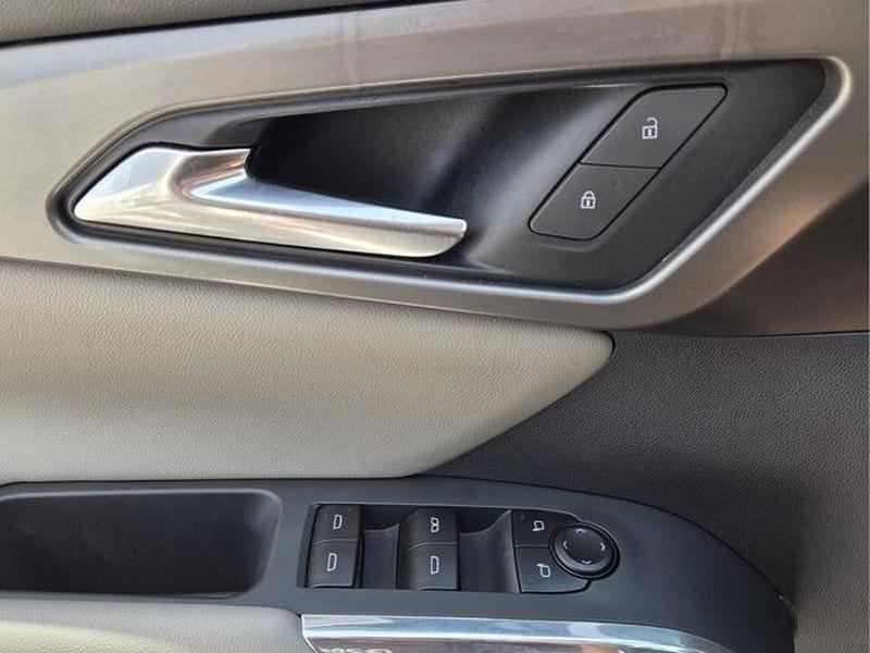 2026 Chevrolet Traverse LT - Photo 25