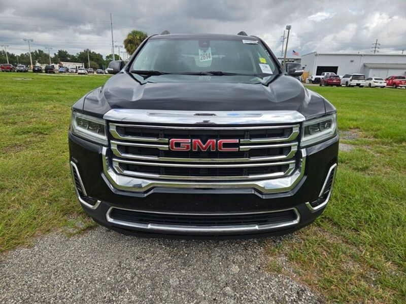 2023 Gmc Acadia SLT photo 2
