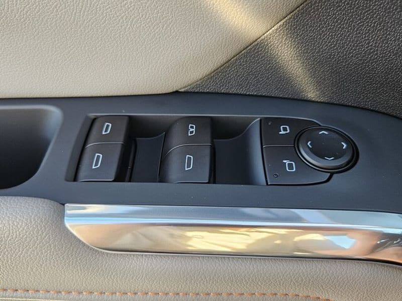 2026 Chevrolet Traverse LT - Photo 16