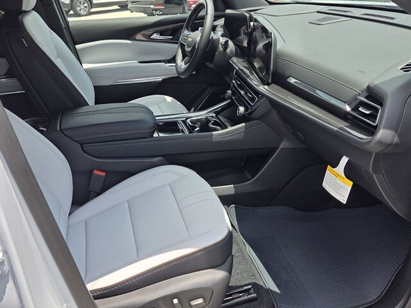 2026 Chevrolet Traverse High Country - Photo 18