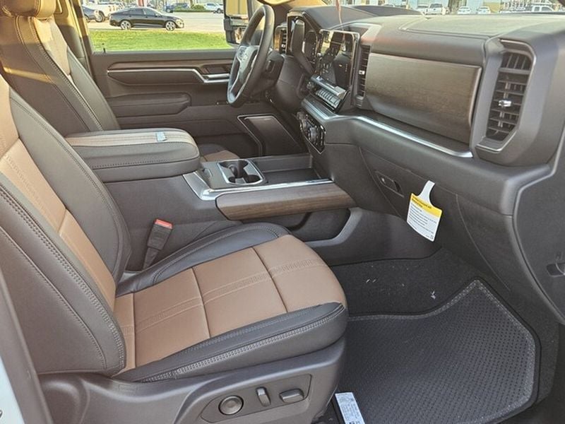 2026 Chevrolet Silverado 2500 HD High Country - Photo 13