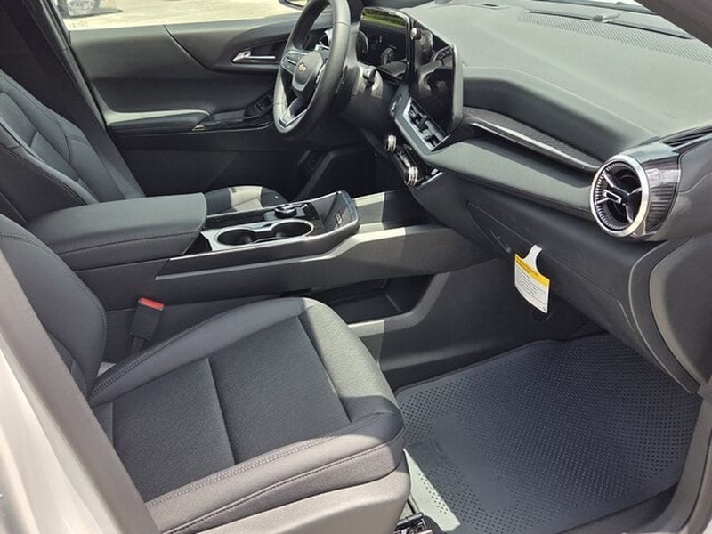 2026 Chevrolet Equinox LT - Photo 17