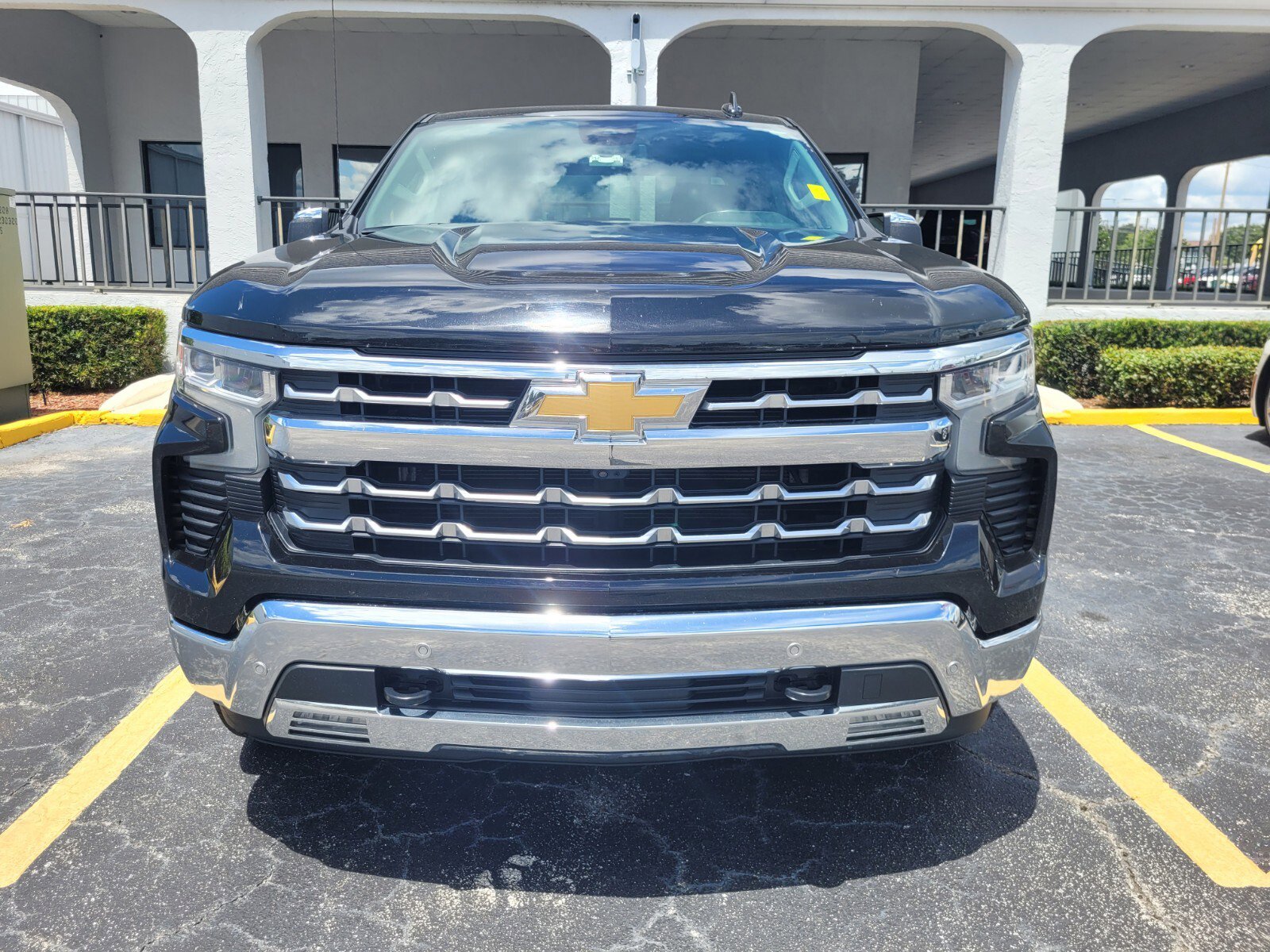 Used 2023 Chevrolet Silverado 1500 LTZ with VIN 2GCUDGED3P1108718 for sale in Sebring, FL