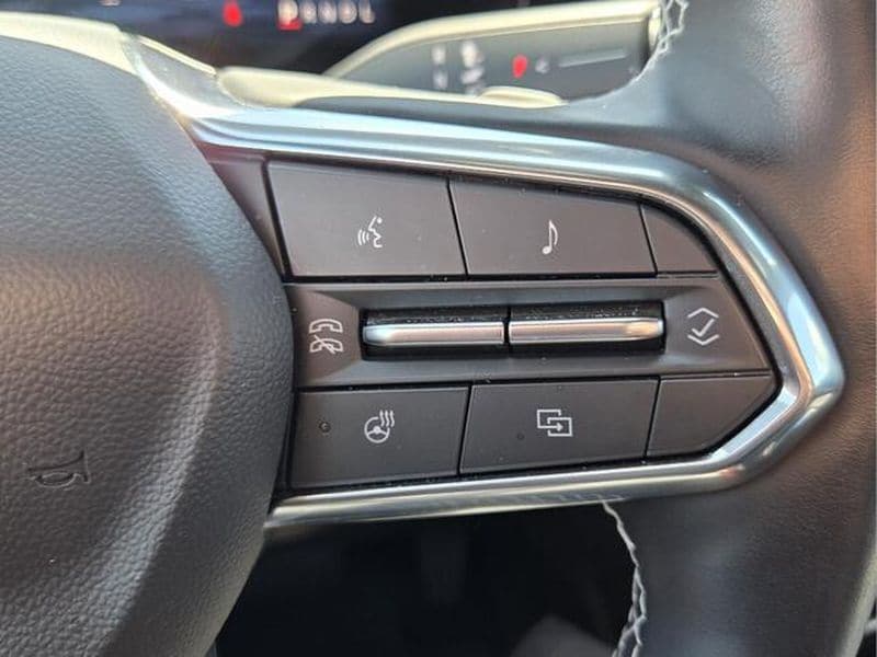 2025 Chevrolet Traverse LT - Photo 35
