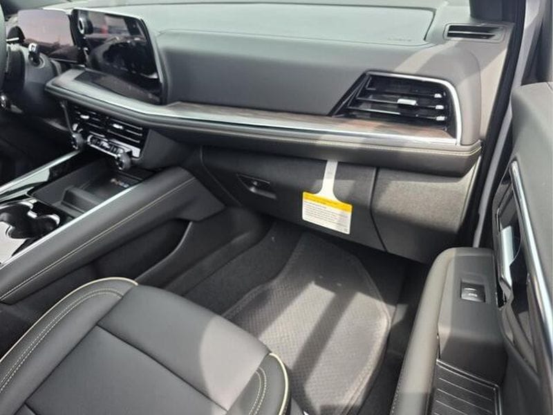 2026 Chevrolet Tahoe Premier - Photo 19