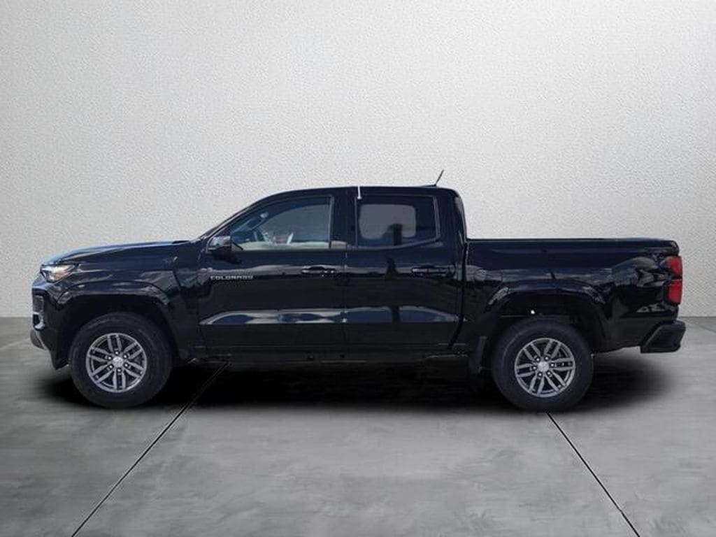 2026 Chevrolet Colorado LT - Photo 3