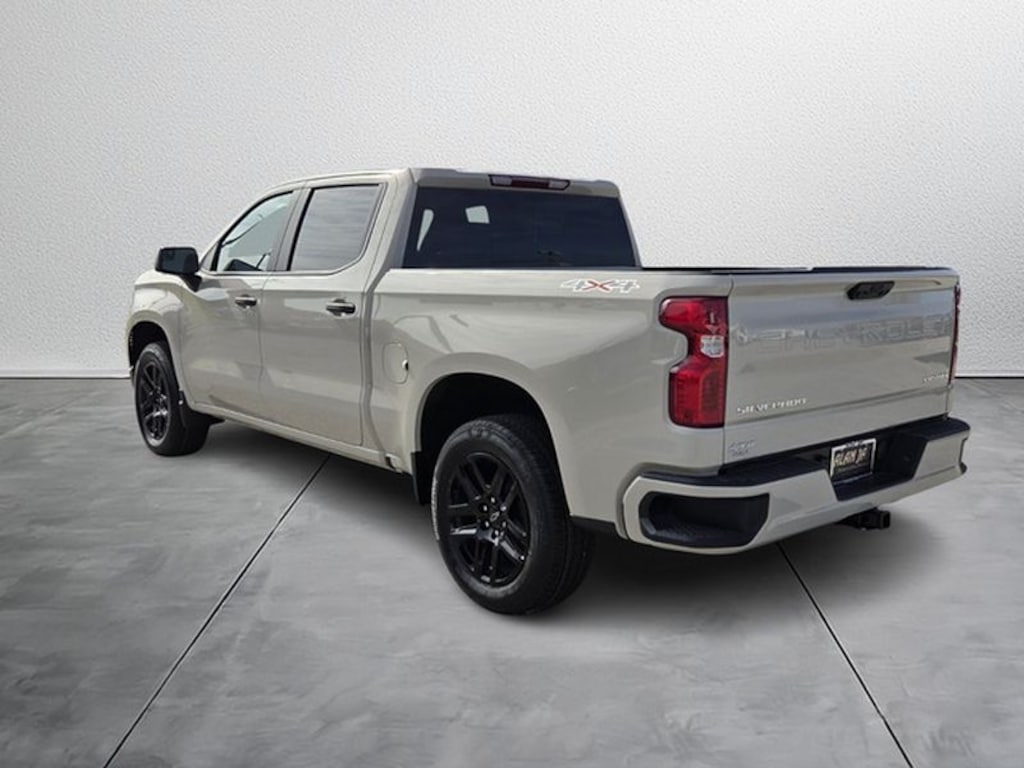 New 2026 Chevrolet Silverado 1500 Custom Truck