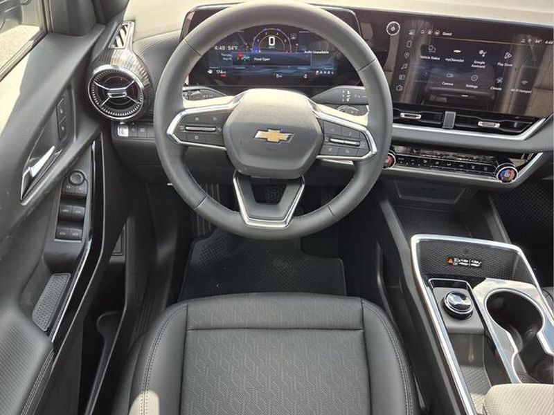 2026 Chevrolet Equinox LT - Photo 11