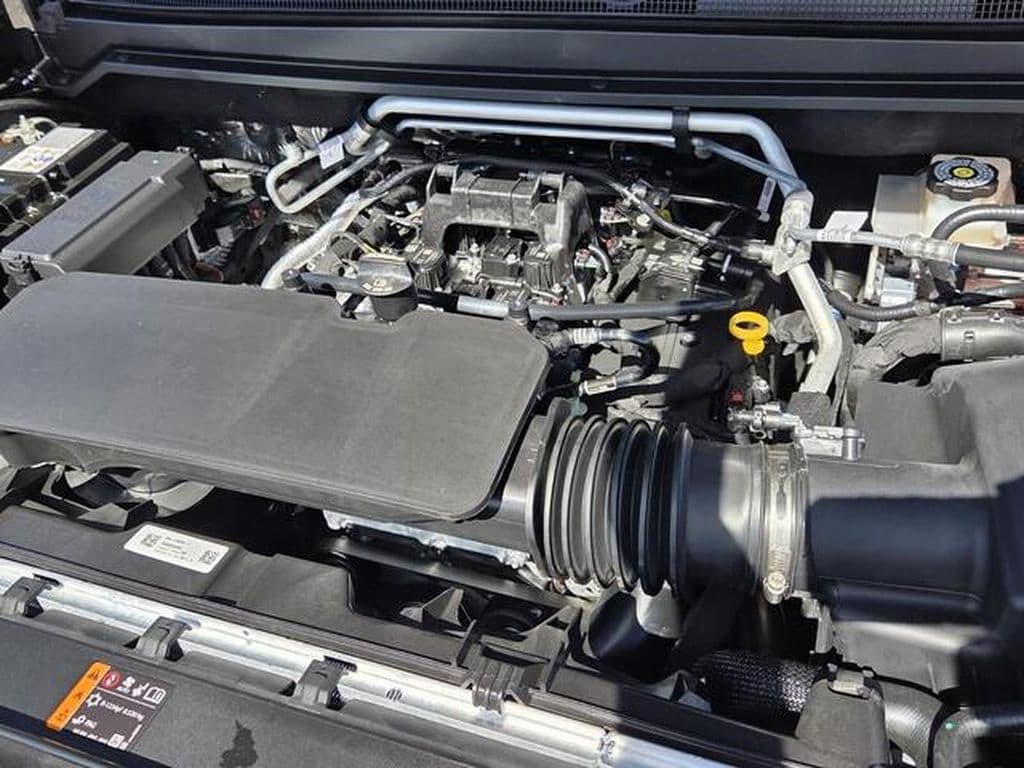 2026 Chevrolet Colorado LT - Photo 21