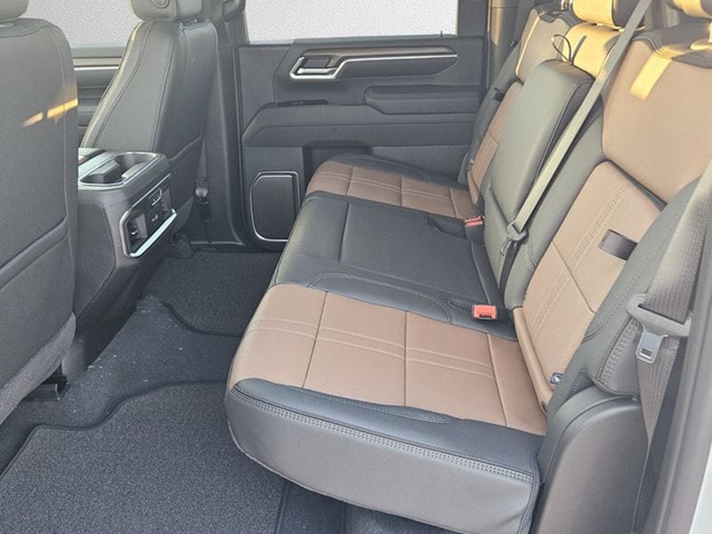 2026 Chevrolet Silverado 2500 HD High Country - Photo 8