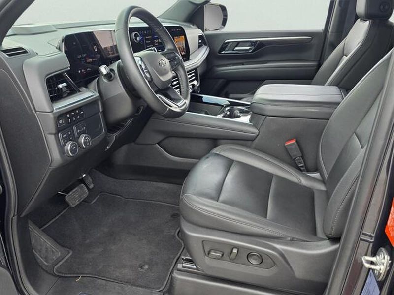 2025 Chevrolet Tahoe Z71 - Photo 10