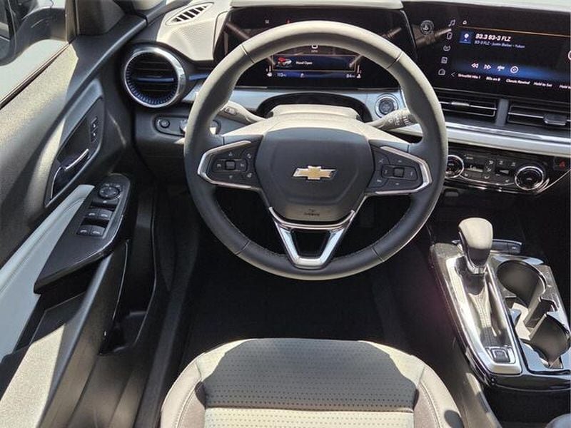 2026 Chevrolet Trax LT - Photo 13