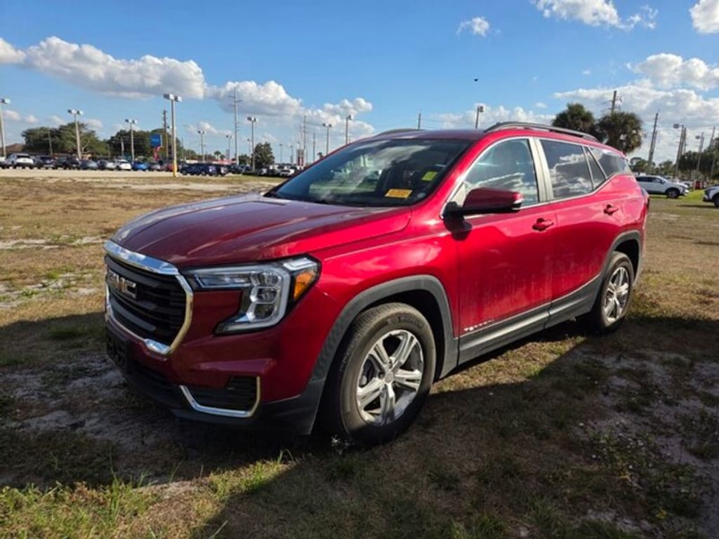 Used 2022 GMC Terrain SLE SUV