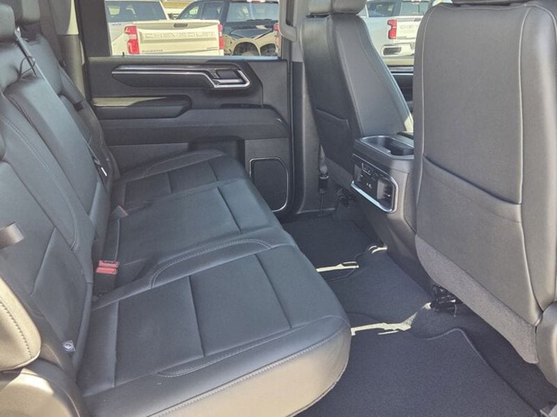2025 Chevrolet Silverado 3500HD LTZ - Photo 12