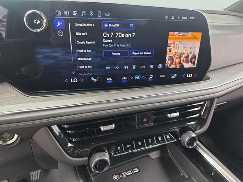 2025 Chevrolet Tahoe Z71 - Photo 21
