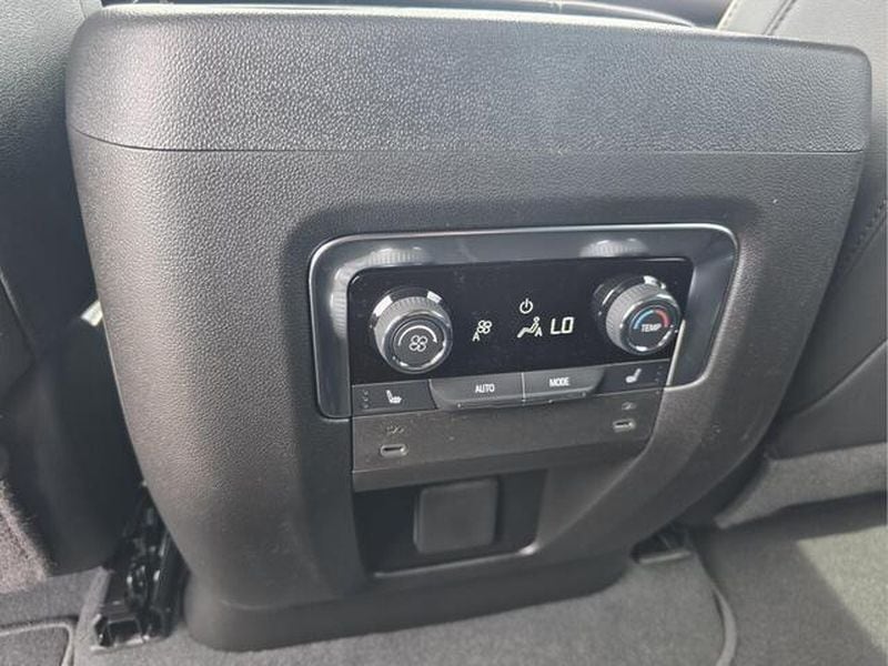 2026 Chevrolet Tahoe Premier - Photo 13