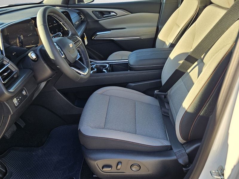 2026 Chevrolet Traverse LT - Photo 7