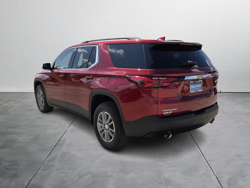 Certified 2023 Chevrolet Traverse LT Cloth SUV