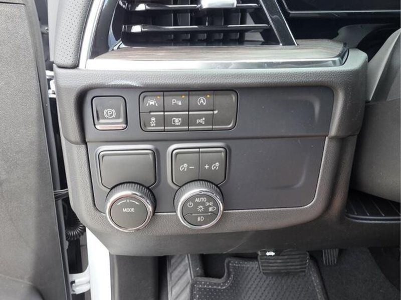 2026 Chevrolet Tahoe Premier - Photo 30