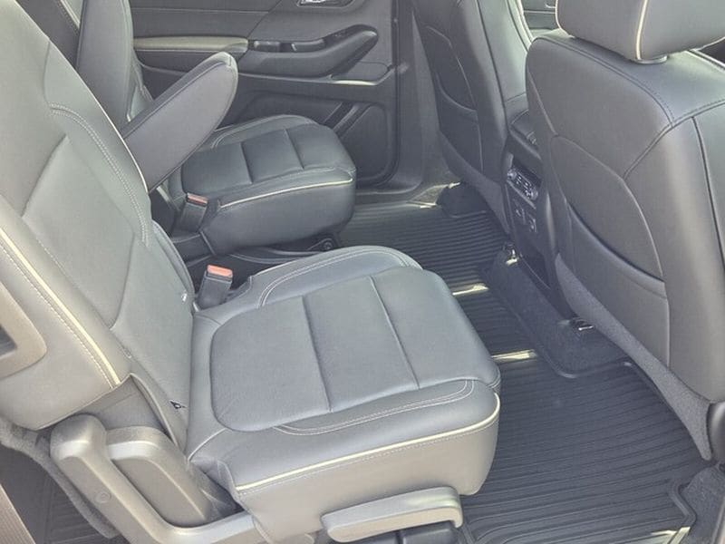 2023 Chevrolet Traverse Premier - Photo 13