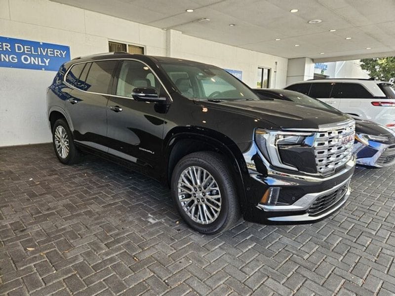 2026 GMC Acadia Denali's photo