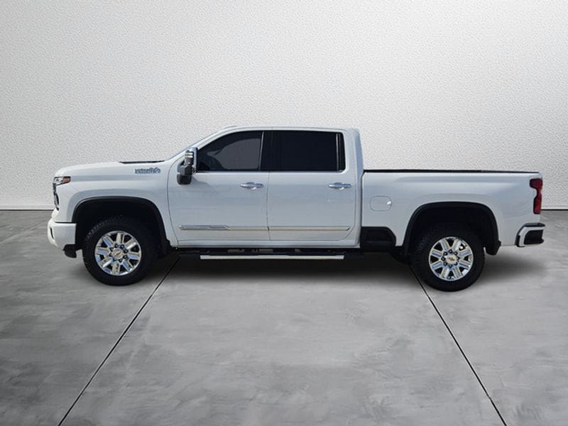 Used 2024 Chevrolet Silverado 2500HD High Country with VIN 2GC4YREY8R1129859 for sale in Sebring, FL