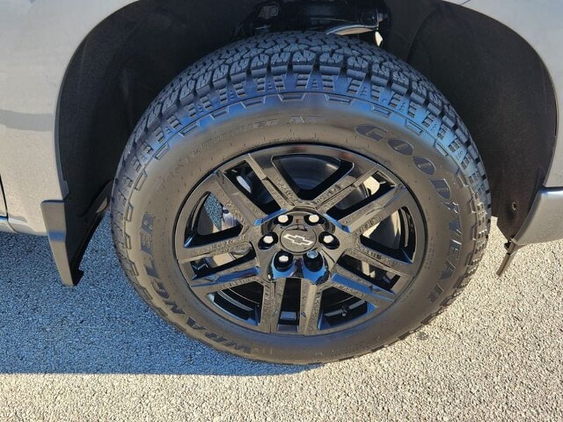 2026 Chevrolet Silverado 1500 Custom - Photo 15