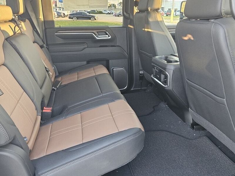 2026 Chevrolet Silverado 2500 HD High Country - Photo 12