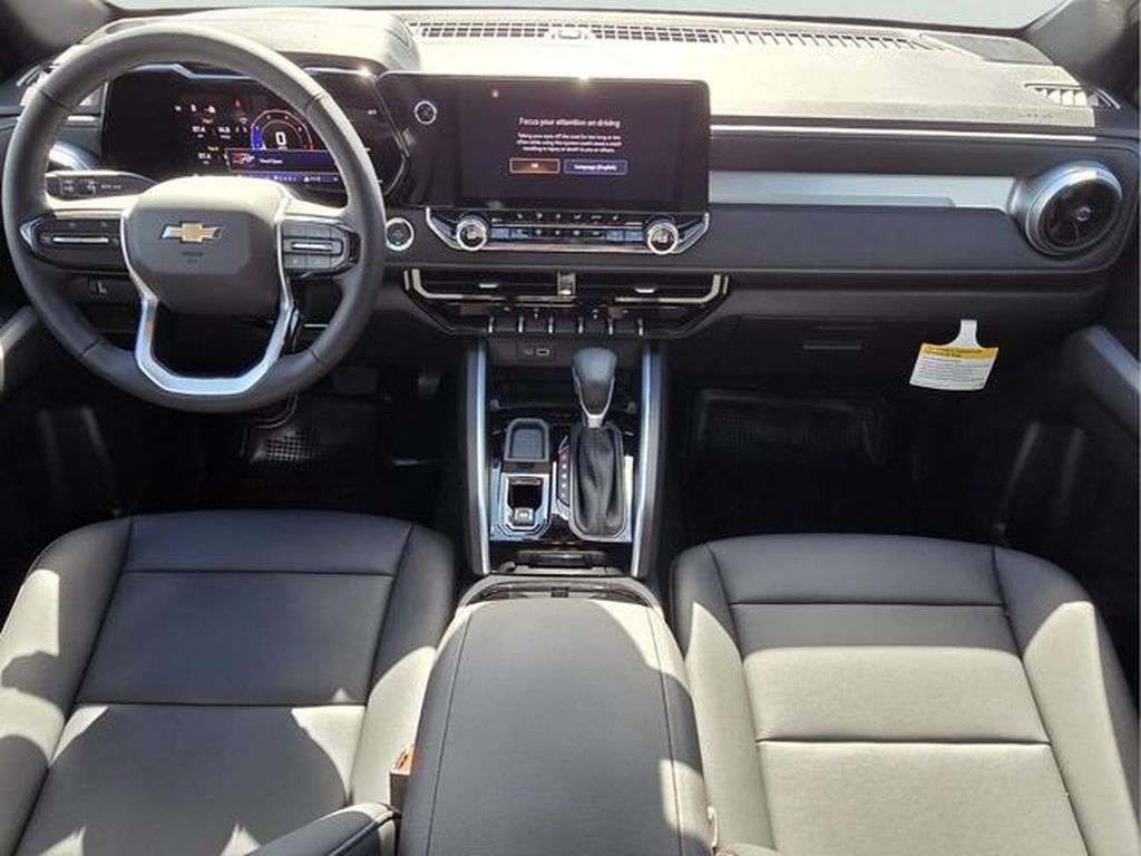 2026 Chevrolet Colorado LT - Photo 15