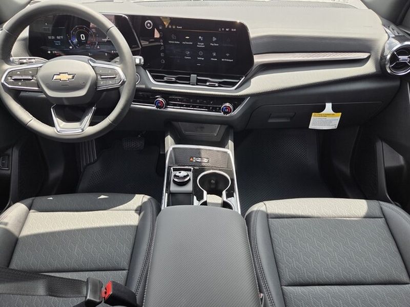 2026 Chevrolet Equinox LT - Photo 14