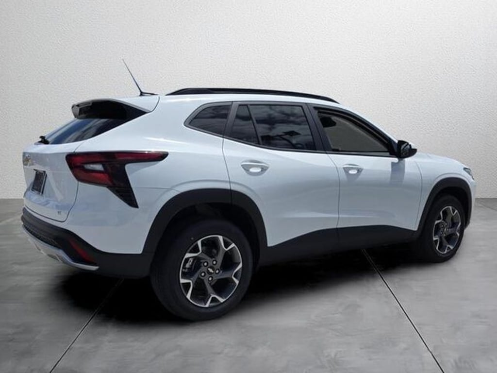 New 2026 Chevrolet Trax LT SUV