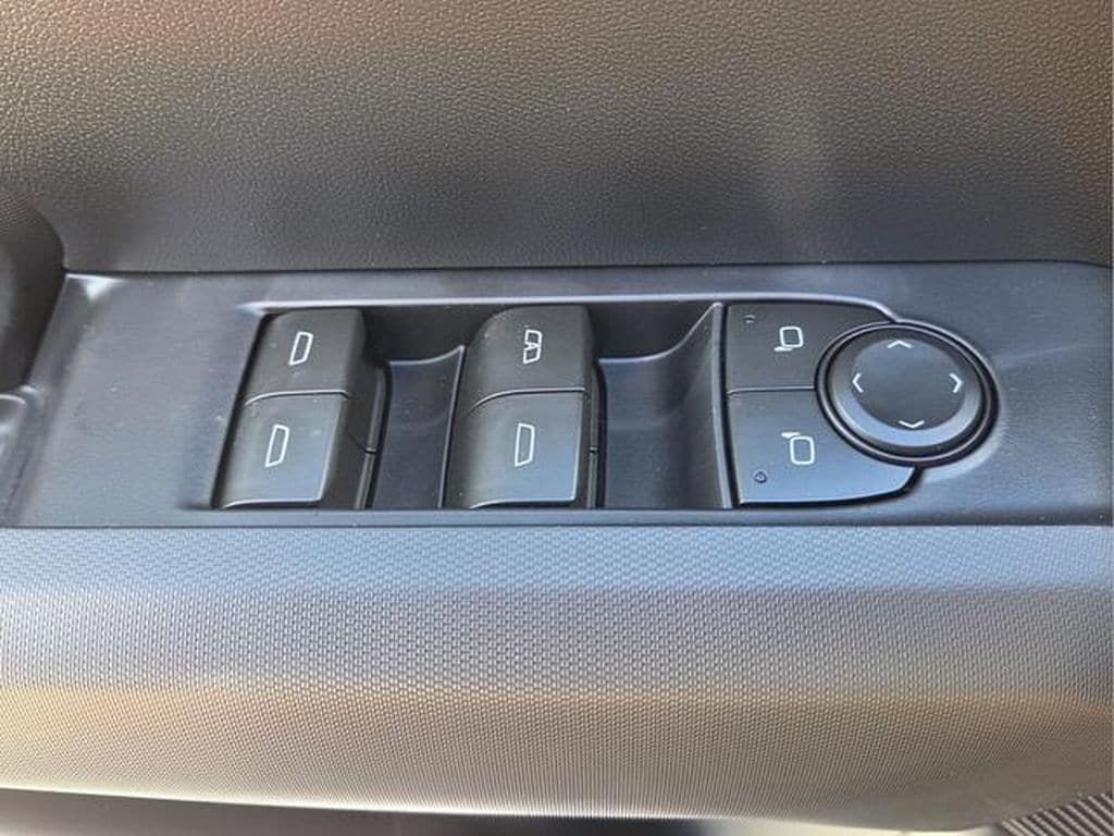 2026 Chevrolet Colorado LT - Photo 23