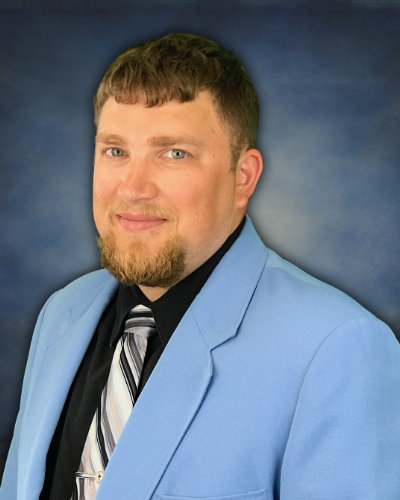 Staff member Jordan D.  from ID_3dff4b373063