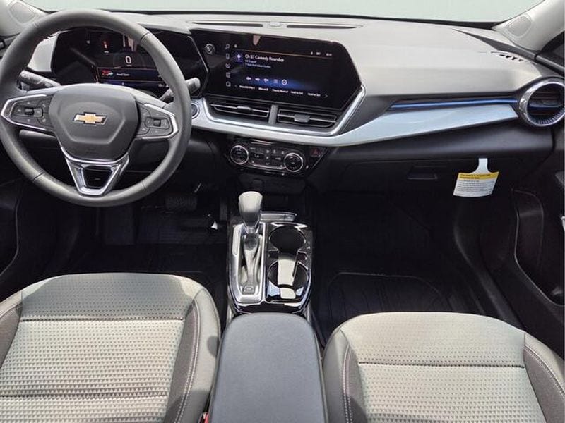 2026 Chevrolet Trax LT - Photo 14