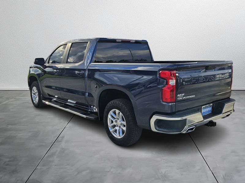 2023 Chevrolet Silverado 1500 LT photo 3