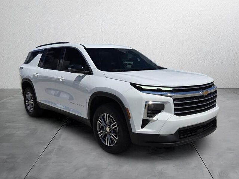 2026 Chevrolet Traverse LT - Photo 9
