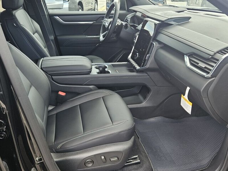 2026 GMC Acadia Elevation - Photo 15