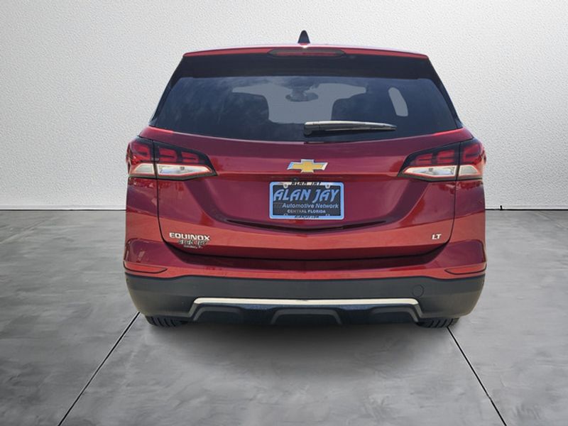2023 Chevrolet Equinox LT photo 3