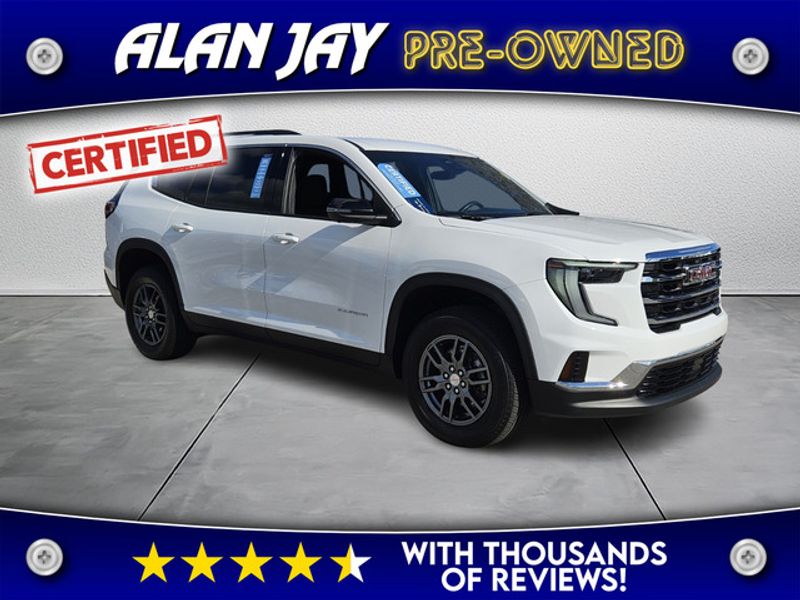 2025 GMC Acadia Elevation's photo