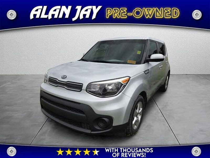 2017 Kia Soul 1.6L Base 6 A/T's photo