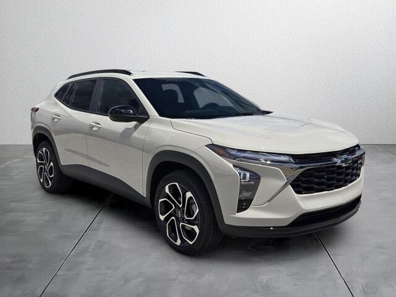 2026 Chevrolet Trax RS - Photo 8