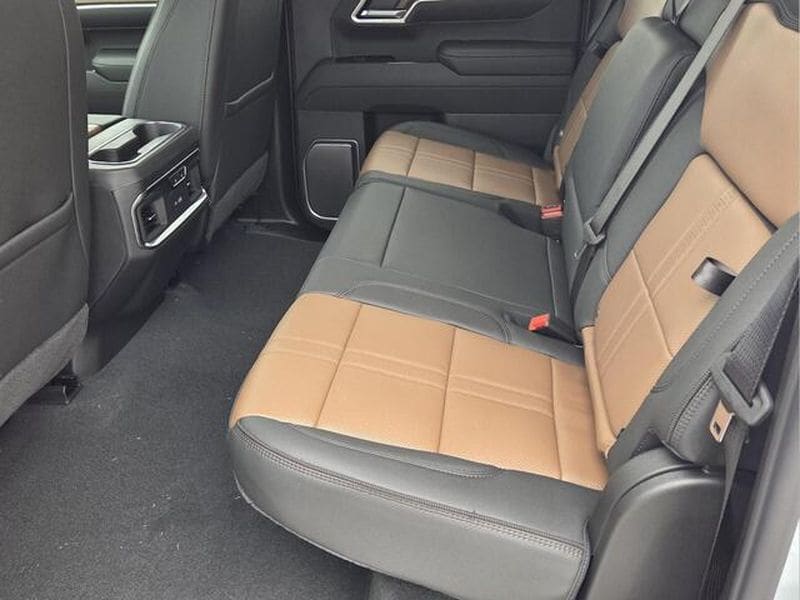 2026 Chevrolet Silverado 1500 High Country - Photo 11
