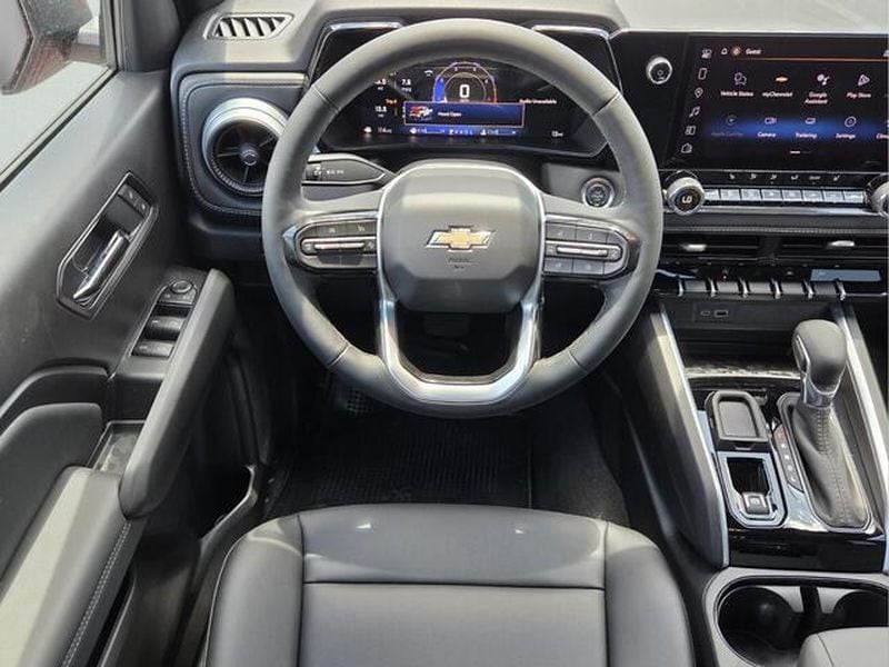 2026 Chevrolet Colorado LT - Photo 13
