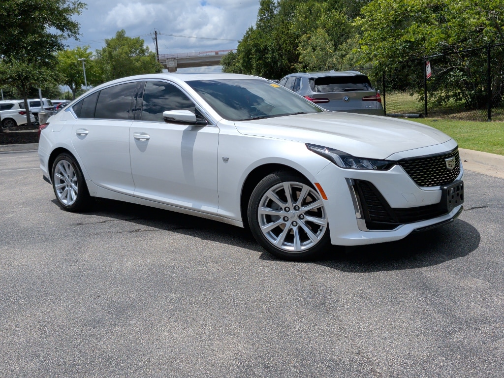 2023 Cadillac CT5 Luxury's photo