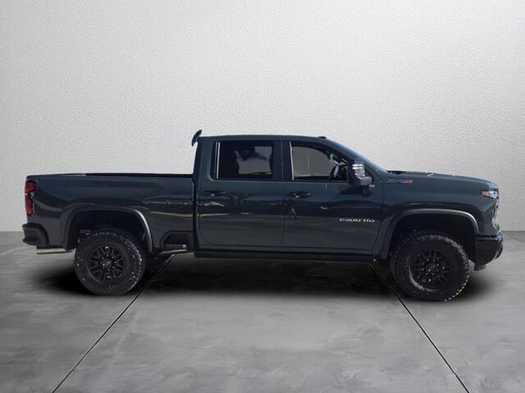 2026 Chevrolet Silverado 2500 HD ZR2 - Photo 7