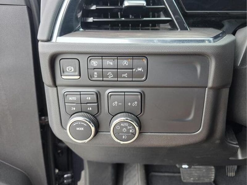 2025 Chevrolet Tahoe Z71 - Photo 28