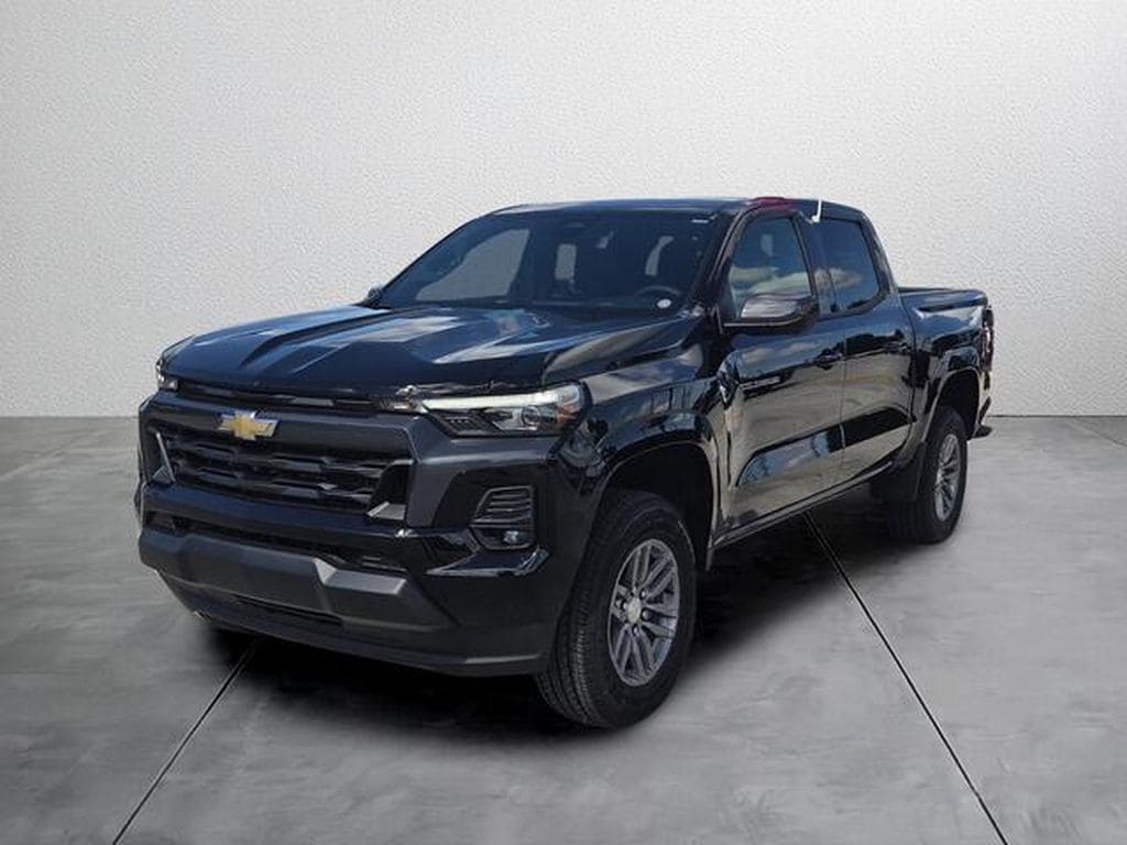 2026 Chevrolet Colorado LT - Photo 2