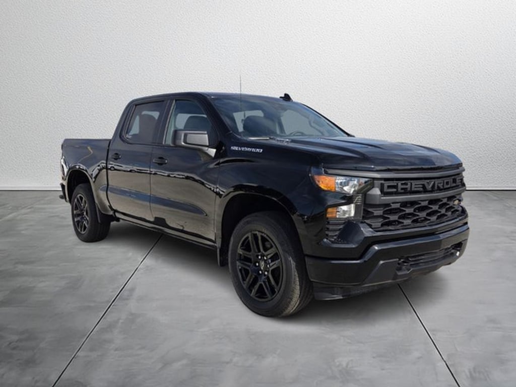 New 2026 Chevrolet Silverado 1500 Custom Truck